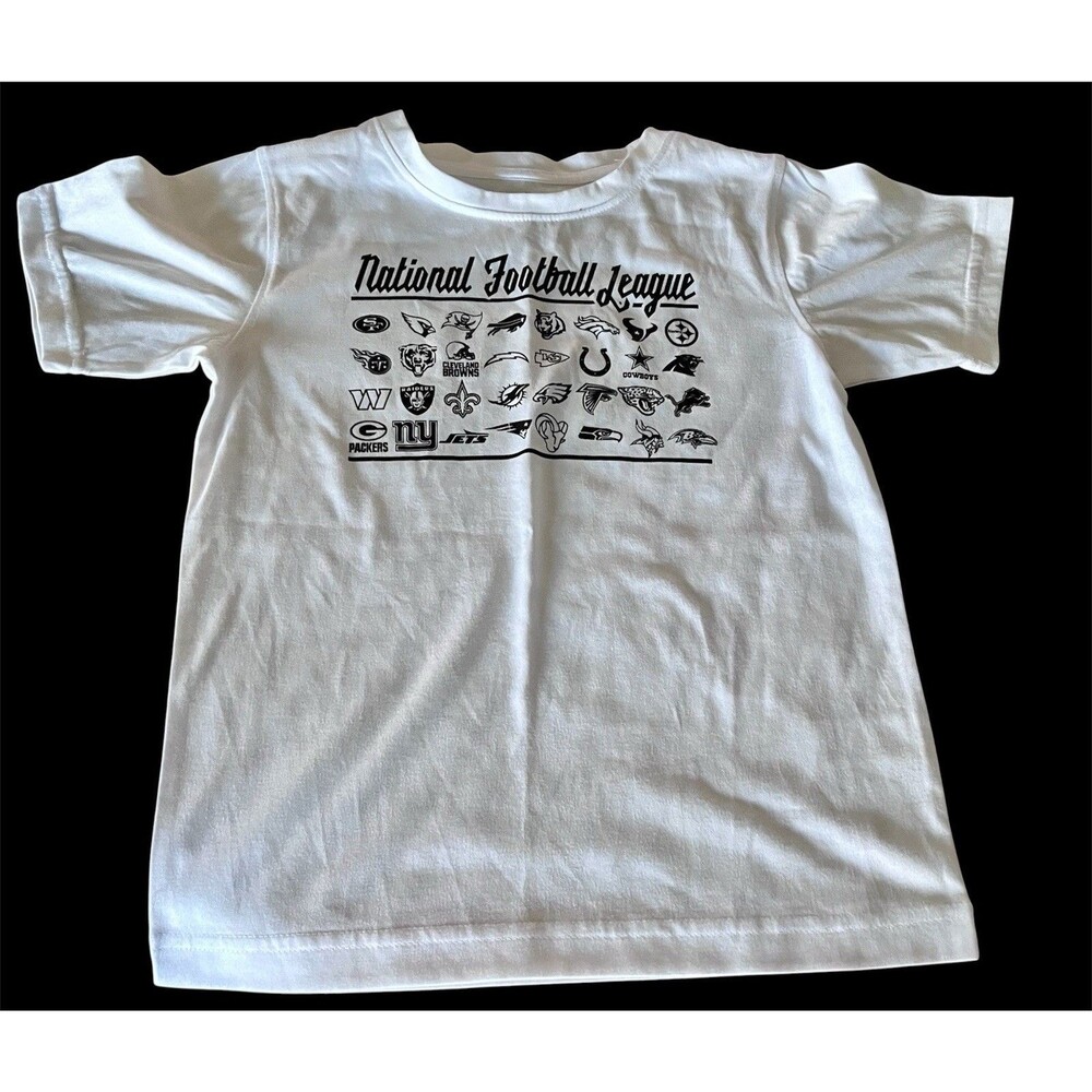 NFL Boys T-shirt Size Small 6/7 All The National Football League Teams NWT White